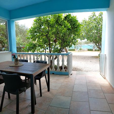 Apartman Lucija Seline Exteriör bild