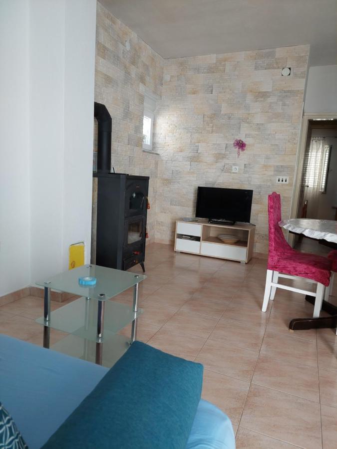 Apartman Lucija Seline Exteriör bild