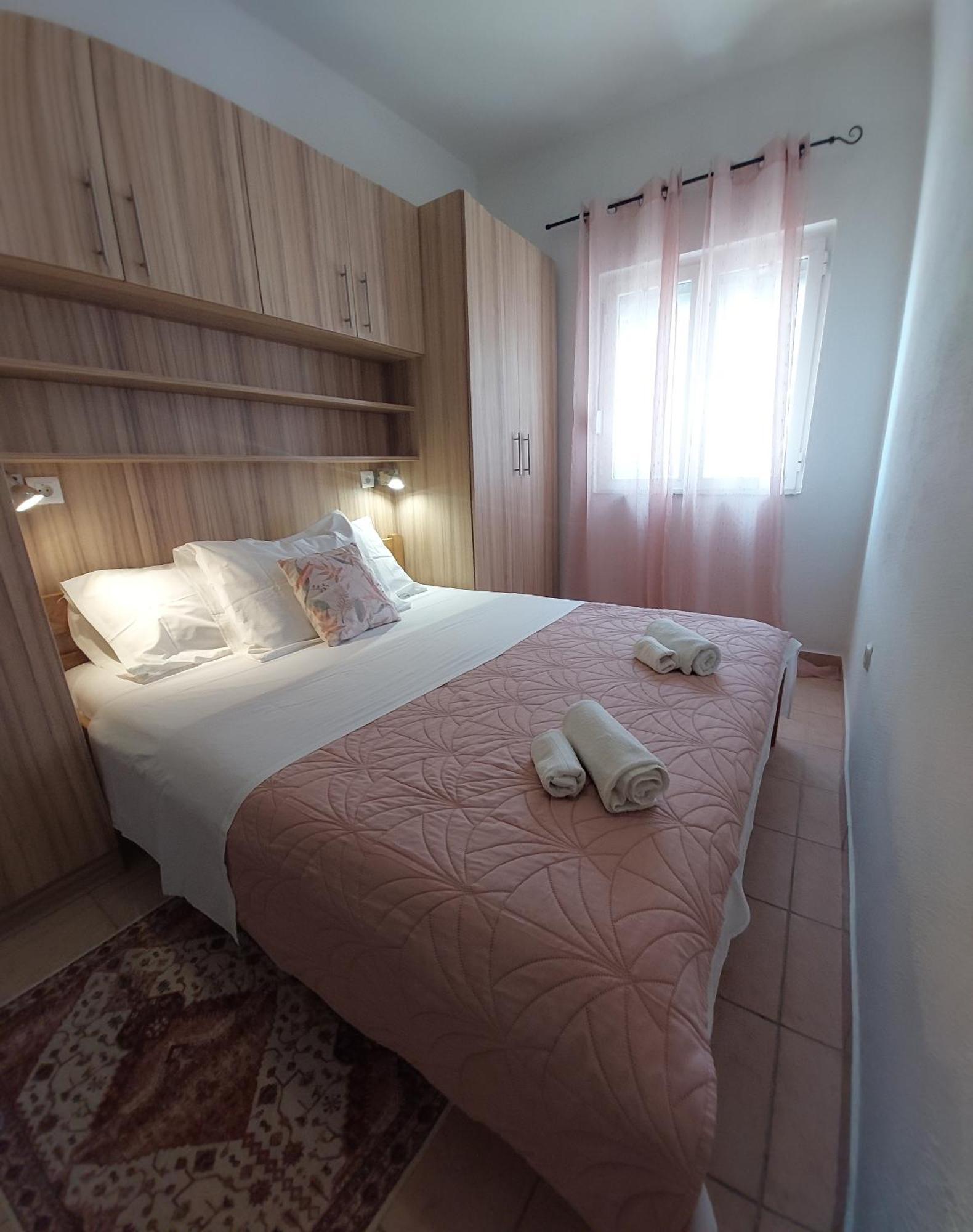 Apartman Lucija Seline Exteriör bild