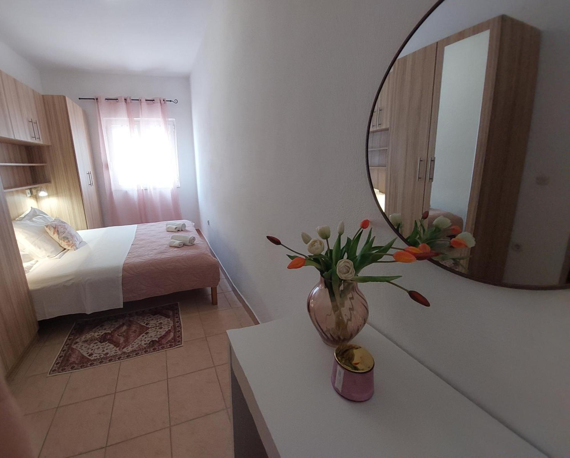 Apartman Lucija Seline Exteriör bild